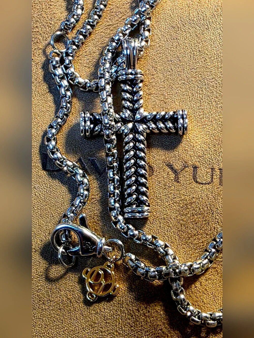 David Yurman Silver Chevron Twisted Rope Cross 22